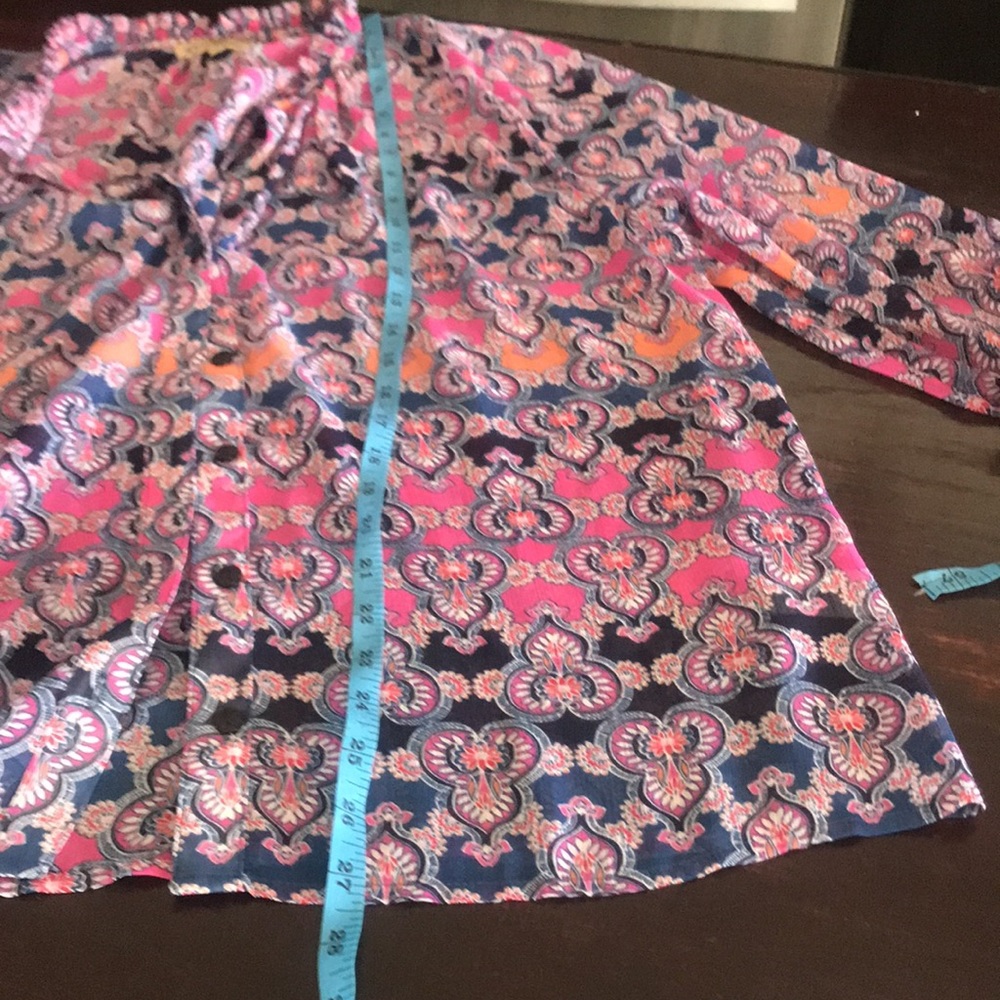 Sheer blouse - Picture 8 of 9
